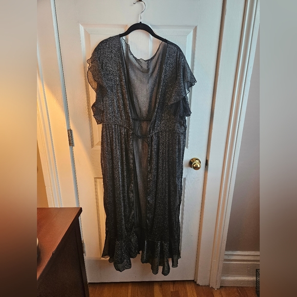 Shimmer cover up - New - Picture 3 of 4